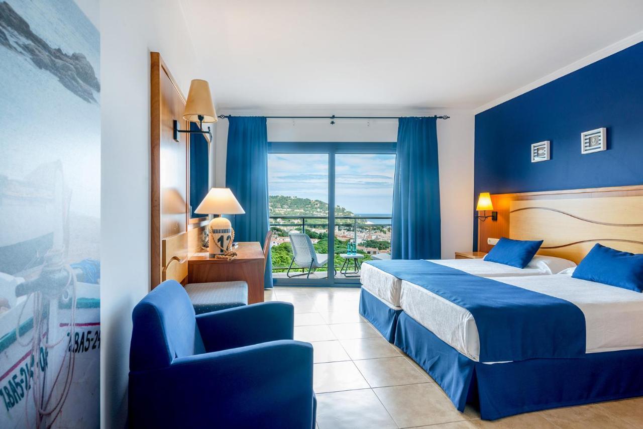 Hotel Garbi Калелья-де-Палафружель Экстерьер фото